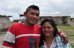 O Luis, nosso guia, e sua esposa Stefany, moradores da Aldeia Aponwao, na Grand Sabana, na Venezuela